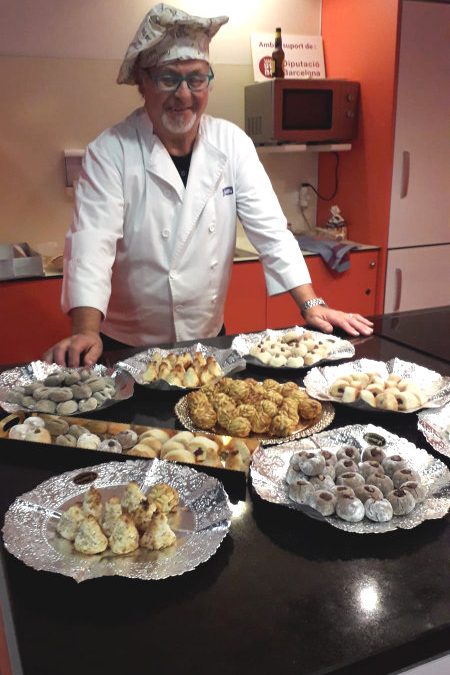 Primer taller de l’Aula de cuina del Mercat tardor/hivern 2019: «Fem Panellets»